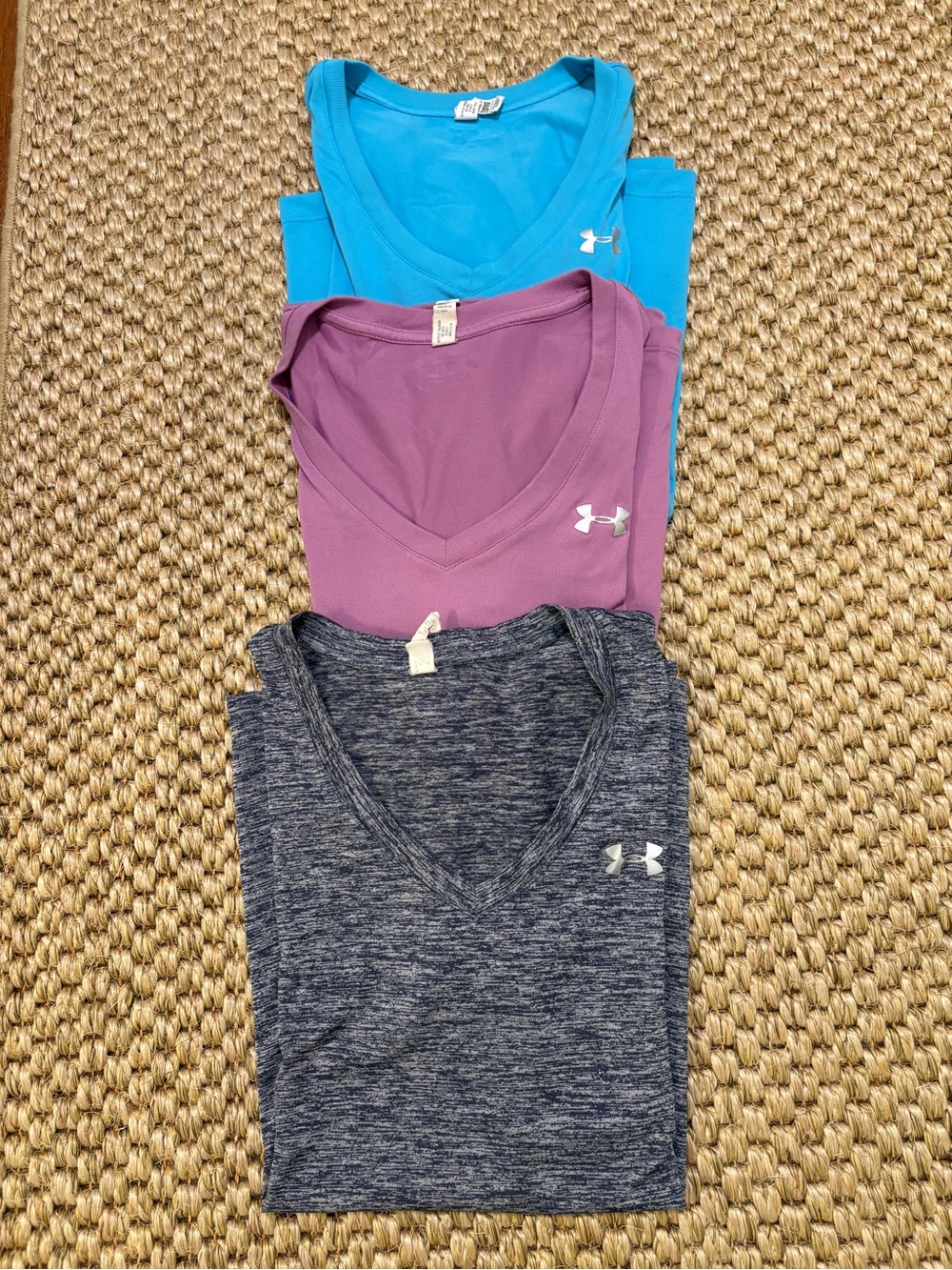 Under Armour Women's V-Neck | Medium - Teal, Purple & Heather Gray